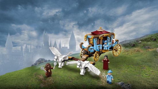 Lego Harry Potter 75958 De Koets van Beauxbatons: Aankomst bij Zweinstein